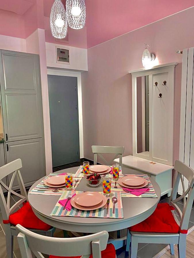 Sweet Pink By Miro Apartment シナヤ エクステリア 写真