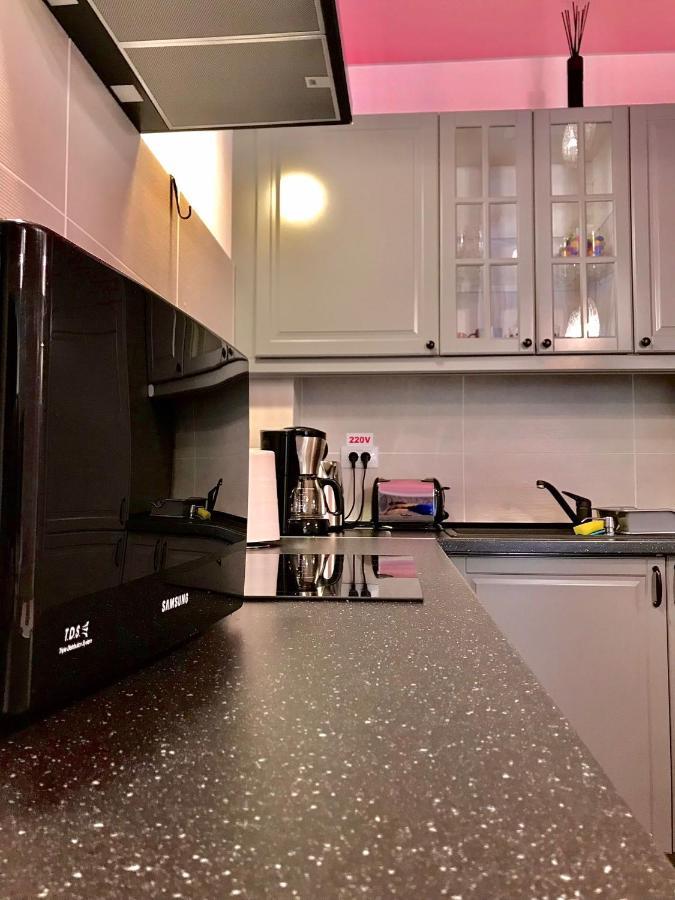 Sweet Pink By Miro Apartment シナヤ エクステリア 写真