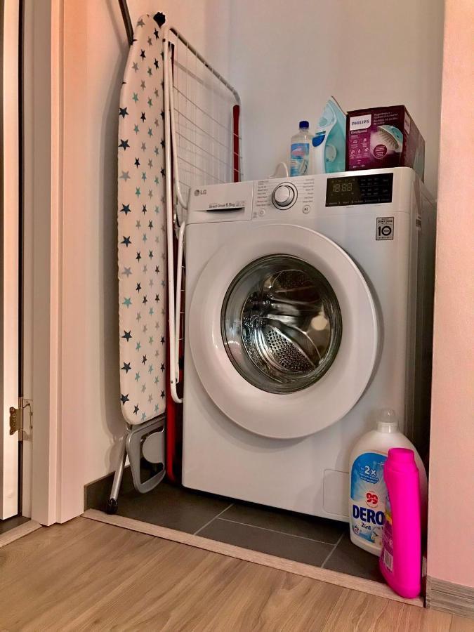 Sweet Pink By Miro Apartment シナヤ エクステリア 写真